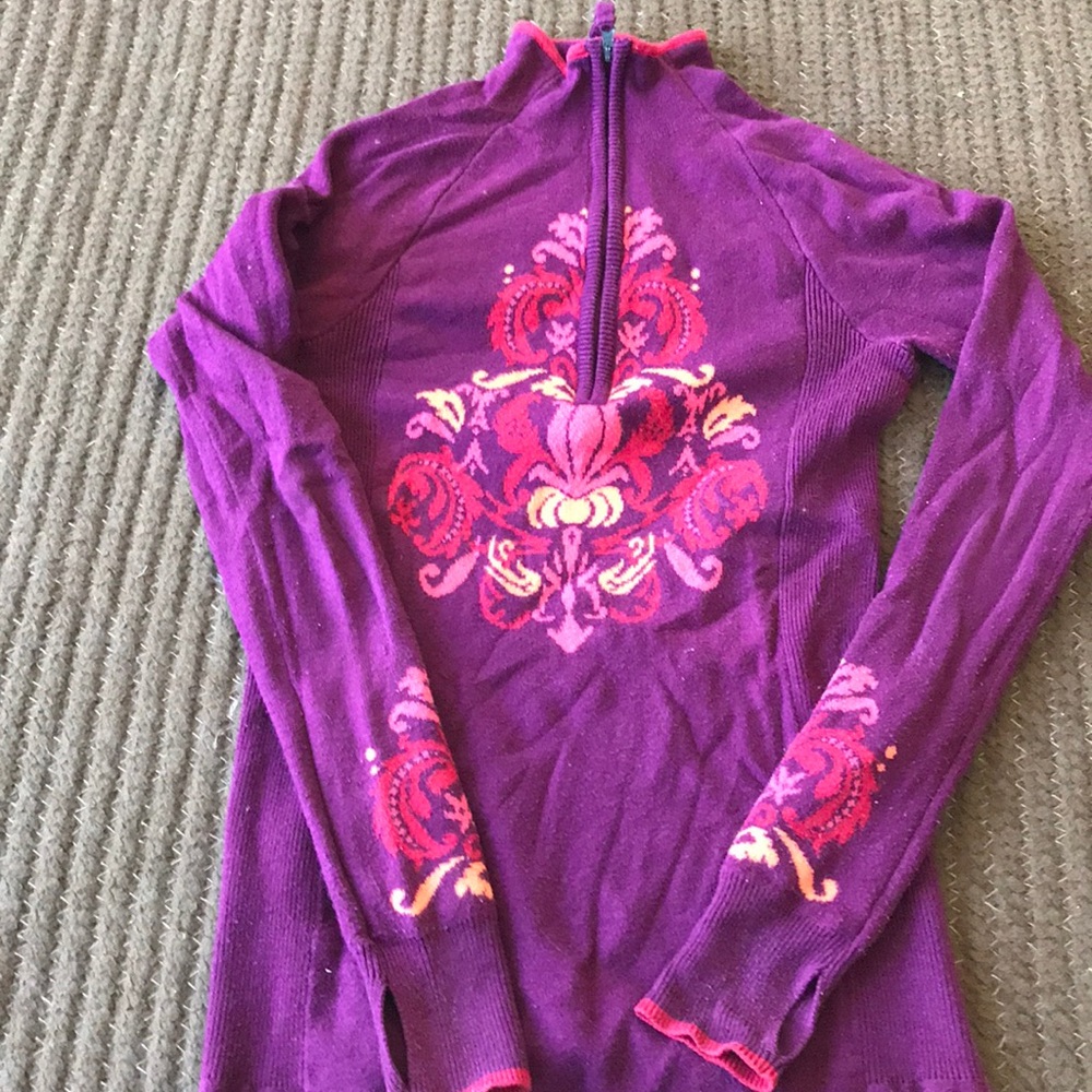 Womens Athleta sweater - XXS